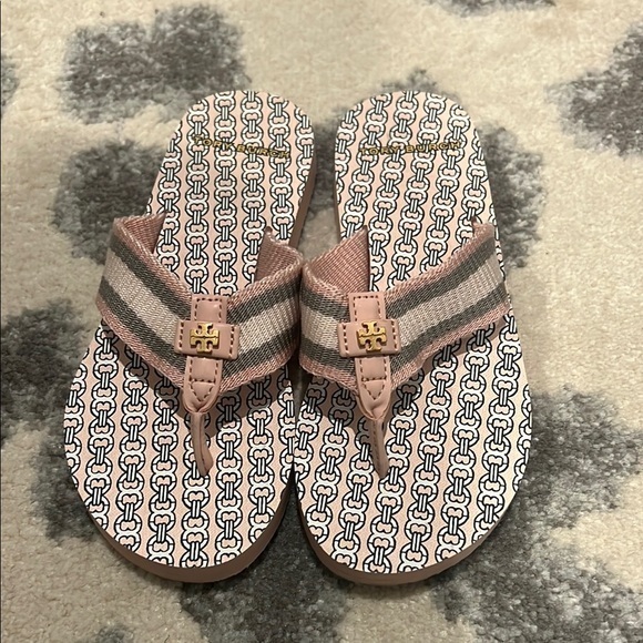 Tory Burch Shoes - Tory Burch Pink and Cream Patterned Sandals size 5